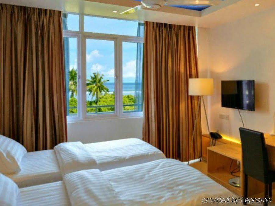 Pine Lodge Malé Buitenkant foto